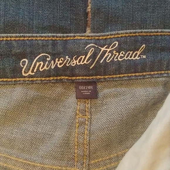 NWOT Universal Thread jeans size 00/24R - Picture 3 of 4